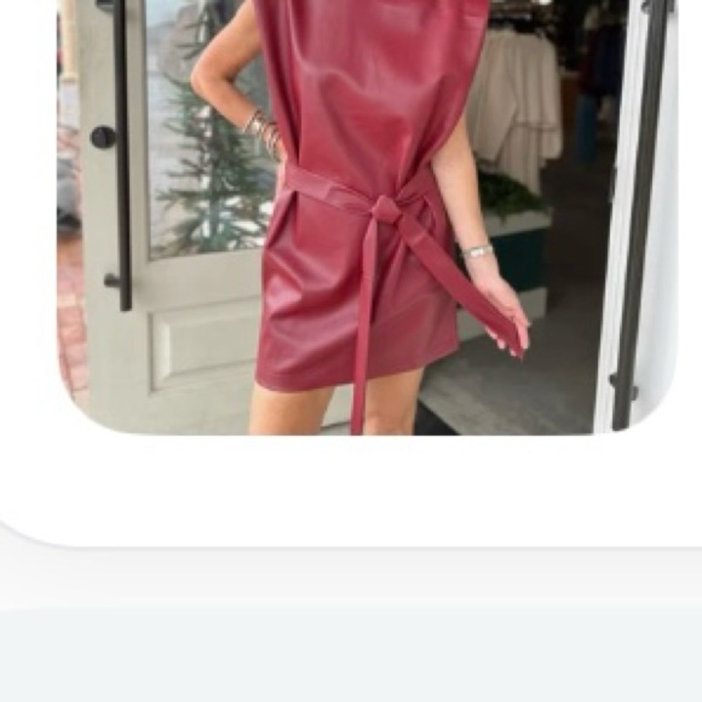 Elegant Red Sleeveless Dress